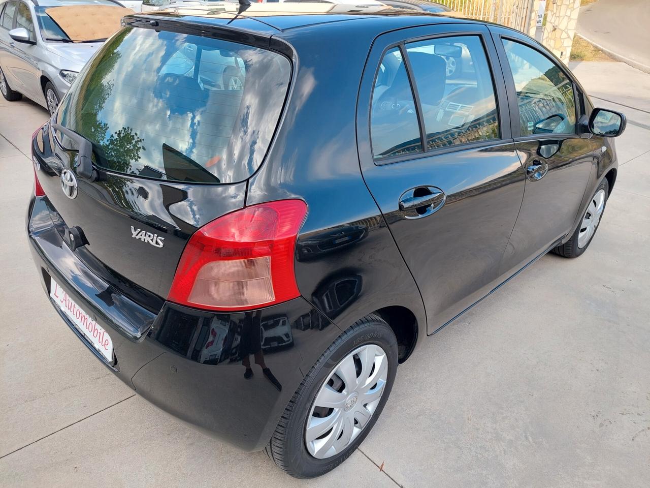 Toyota Yaris 1.4 D-4D 5 porte Sol PERFETTA