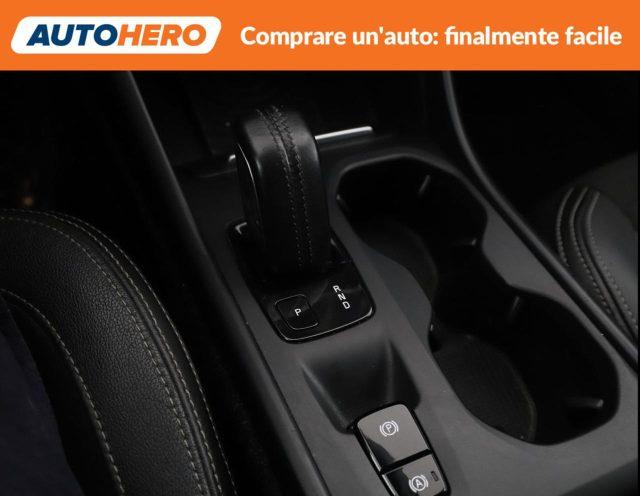 VOLVO XC40 D4 AWD Geartronic Momentum