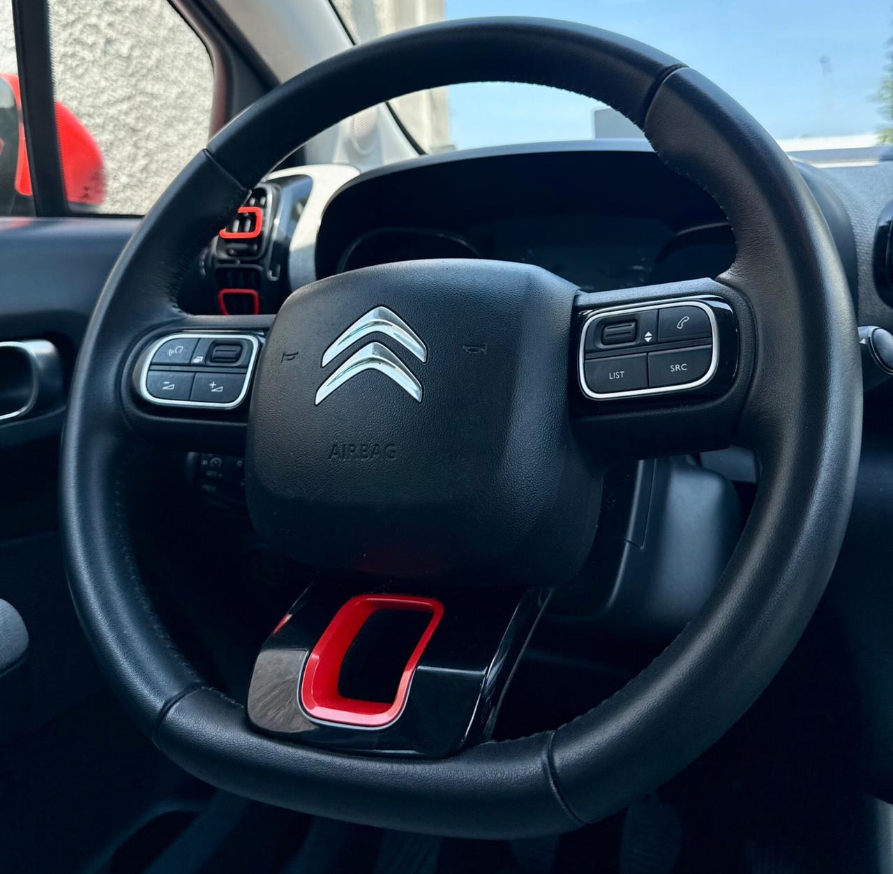 Citroen C3 Aircross BlueHDi 100,LED diurni, head-up display,cerchi diamantati,ecc.