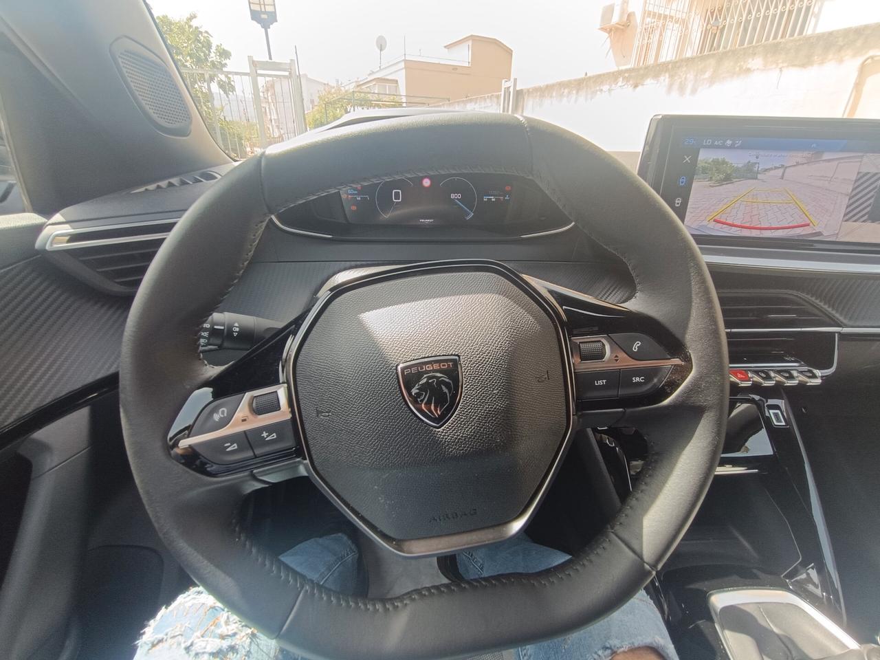 Peugeot 2008 PureTech 100 S&S Allure