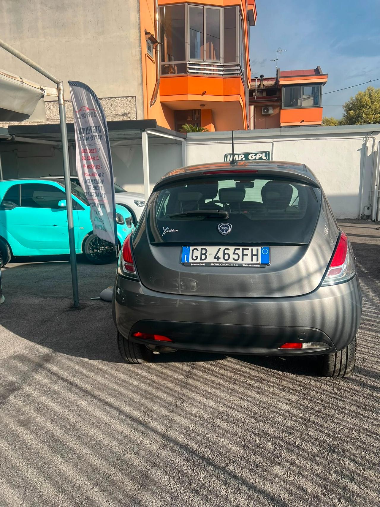 Lancia Ypsilon 1.2 69 CV 5 porte GPL Ecochic Elefantino Blu