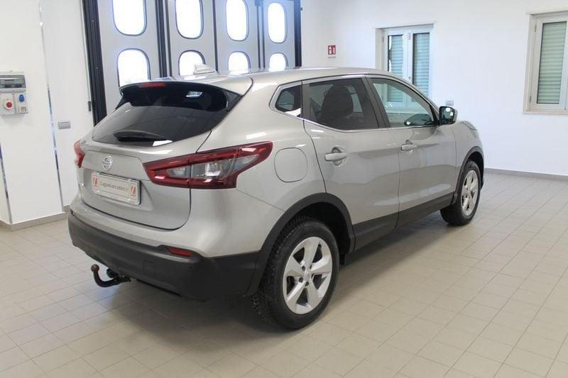 Nissan Qashqai 1.5 dCi 115 CV Business + Gancio traino