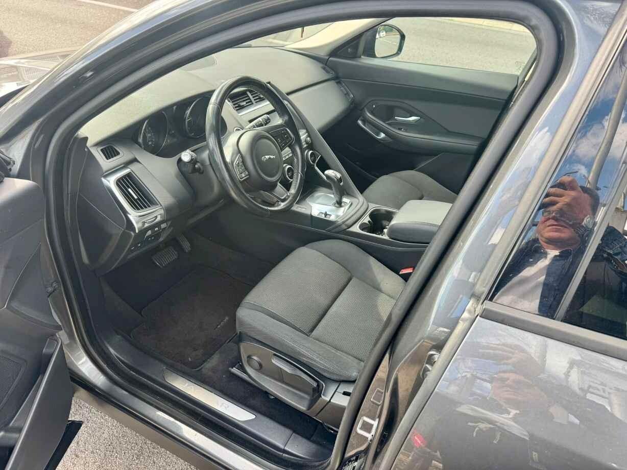 Jaguar E-Pace 2.0D 150 CV AWD aut. R-Dynamic
