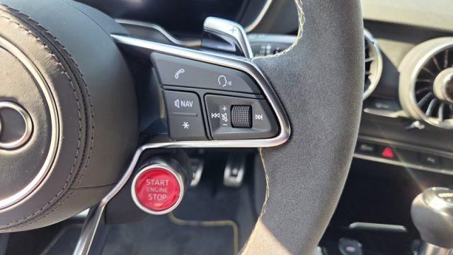 AUDI TT RS Coupé 2.5 TFSI quattro S tronic Iconic Edition PER