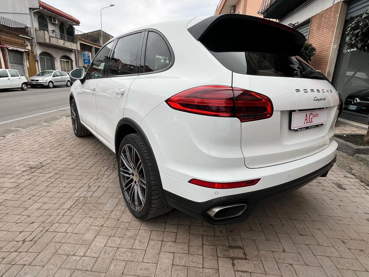 Porsche Cayenne 3.0 Diesel 250cv FULL FULL NO SUPERBOLLO