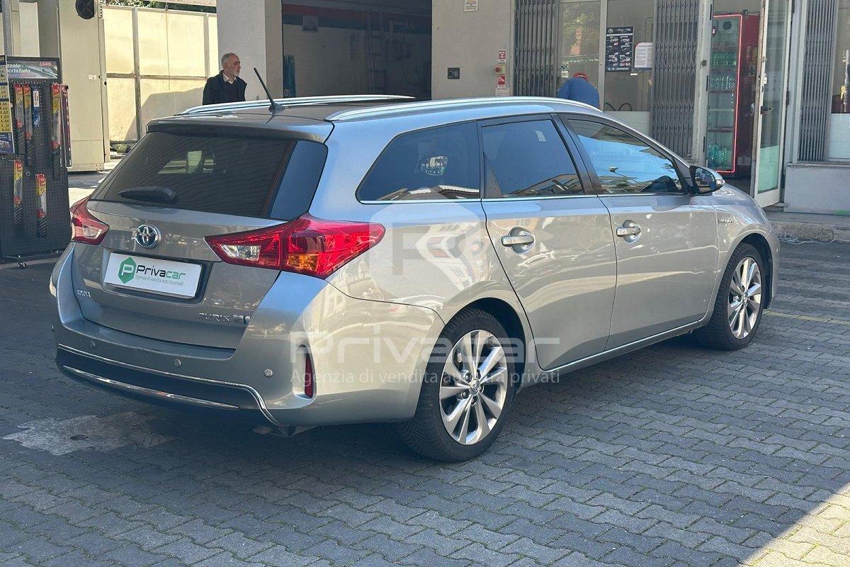 TOYOTA Auris Touring Sports 1.8 Hybrid Lounge