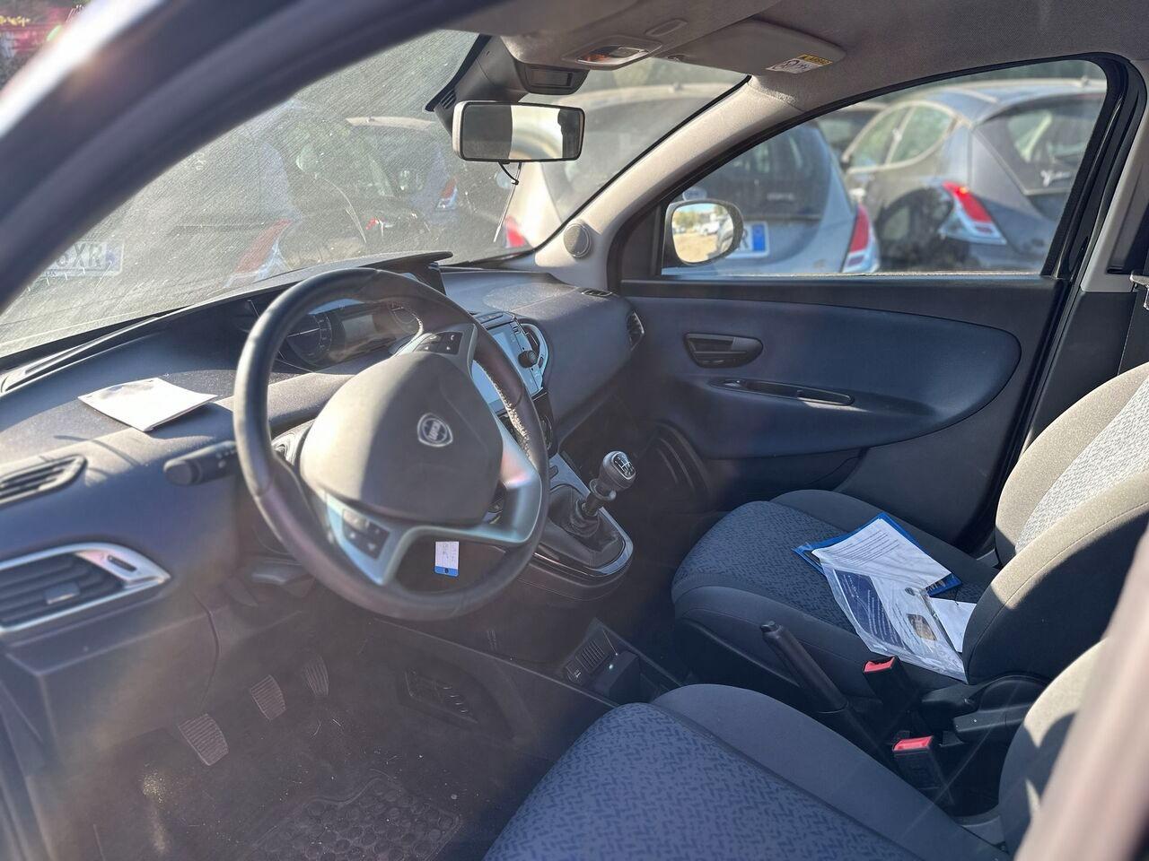 LANCIA Ypsilon III 2021 - Ypsilon 1.0 firefly hybrid Gold s&s 70cv 5p.ti