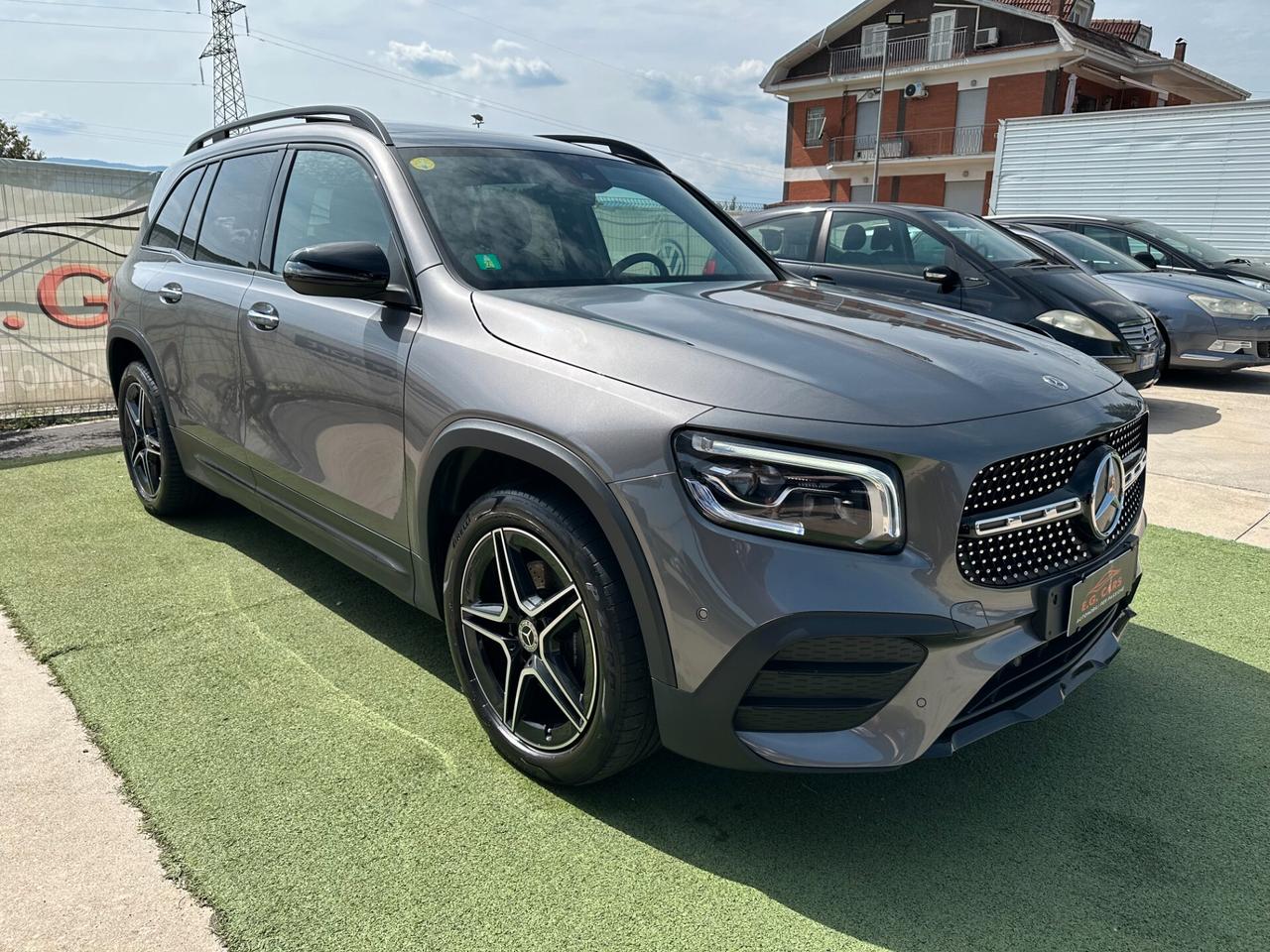 Mercedes-Benz GLB 200 PREMIUM PLUS*AMG*7 POSTI*TETTO*FULLLED*F1*KAMERA*