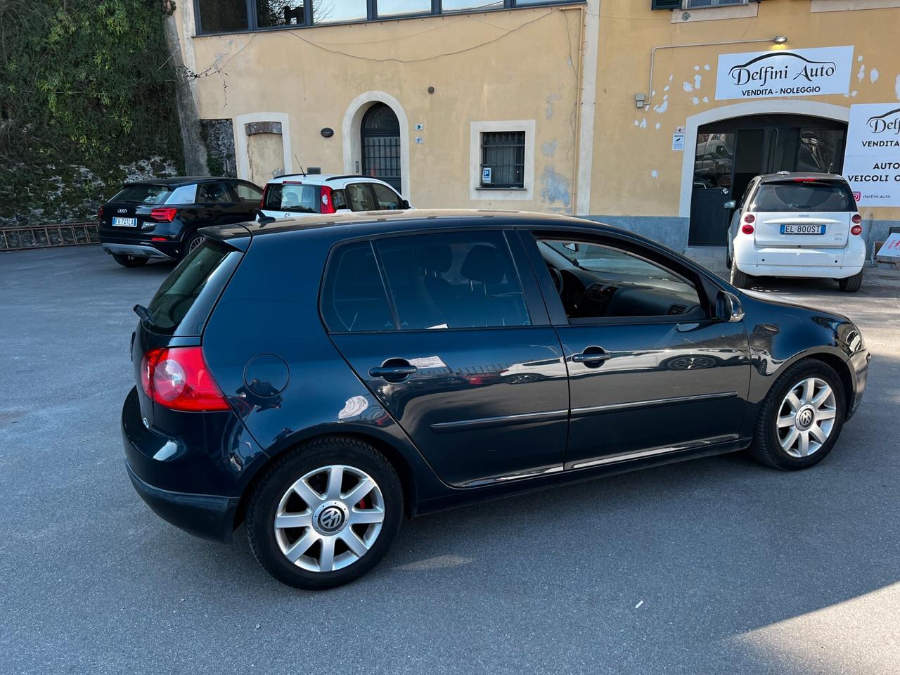 Volkswagen Golf 2.0 16V TDI 5p. Sportline