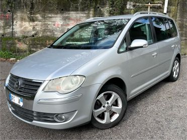 Volkswagen Touran 2.0 TDI 170CV DPF Highline