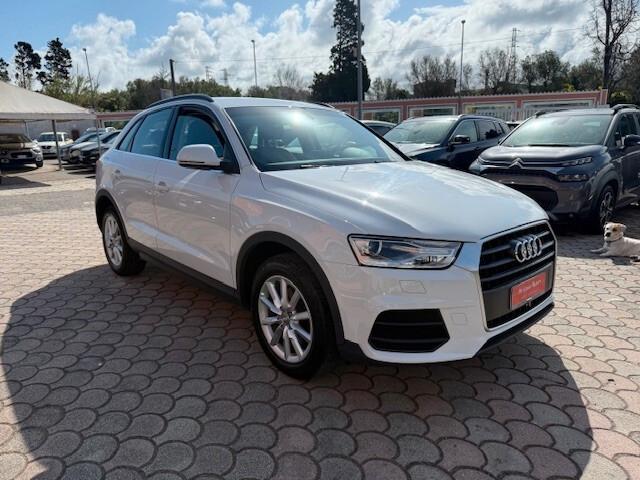 Audi Q3 2.0 TDI 120CV Design - 2016