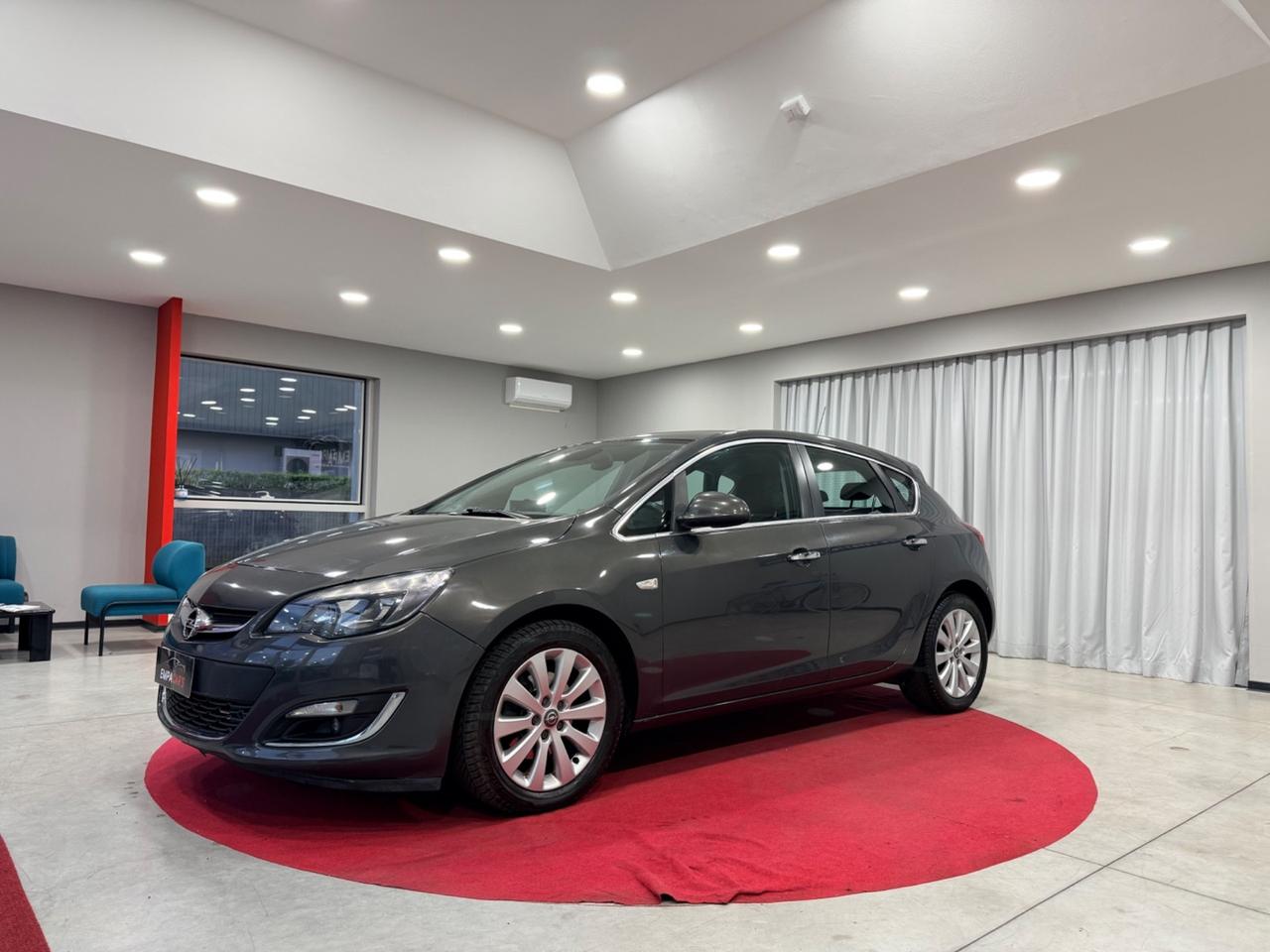 Opel Astra 2.0 CDTI 165CV 5 Porte Cosmo