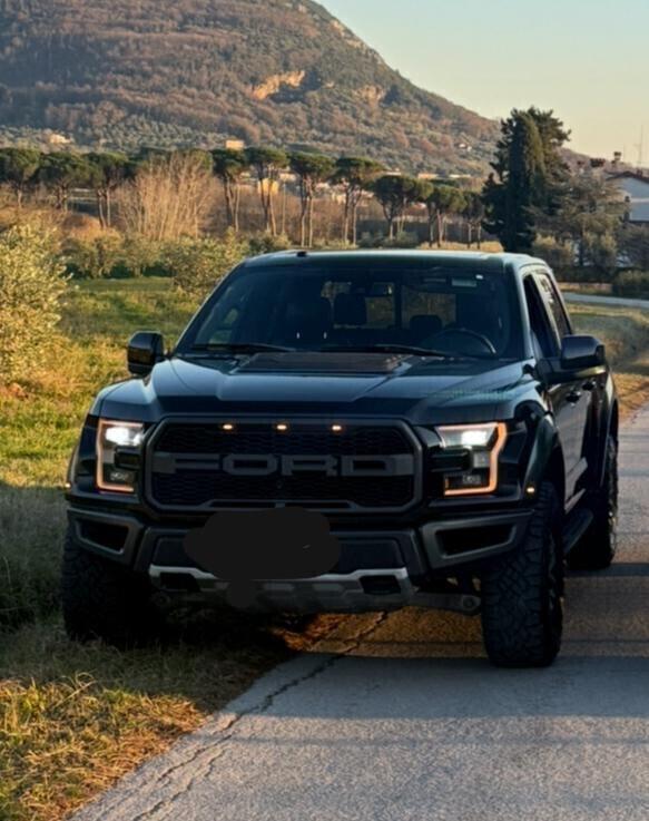 Ford F-150 Raptor SVT