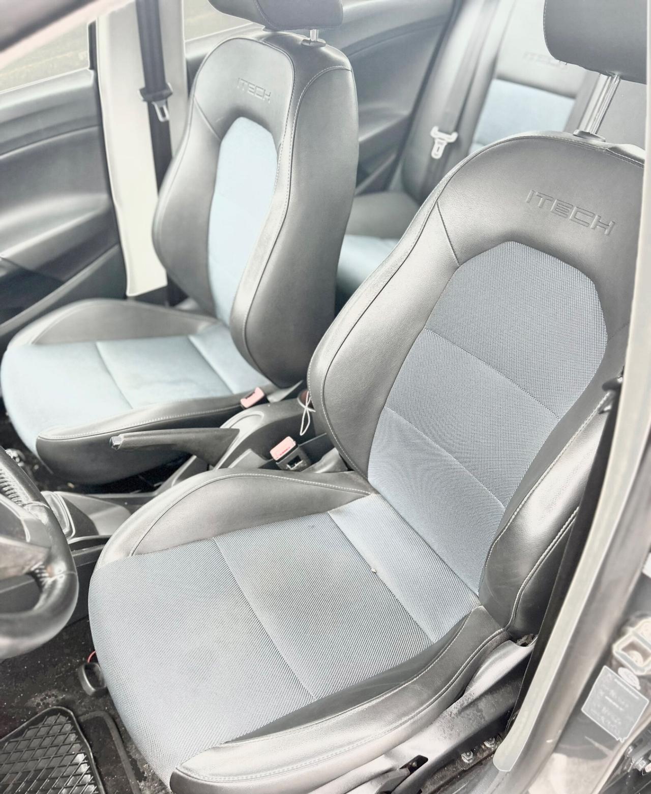 Seat Ibiza ST Business High iTech Neopatent. 2015