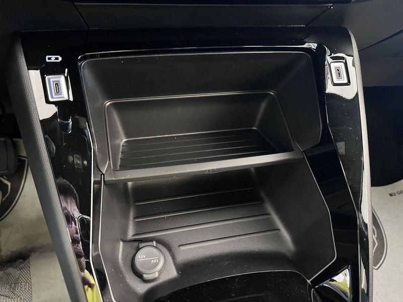 Peugeot 2008 2008 1.2 hybrid Allure 110cv e-dcs6