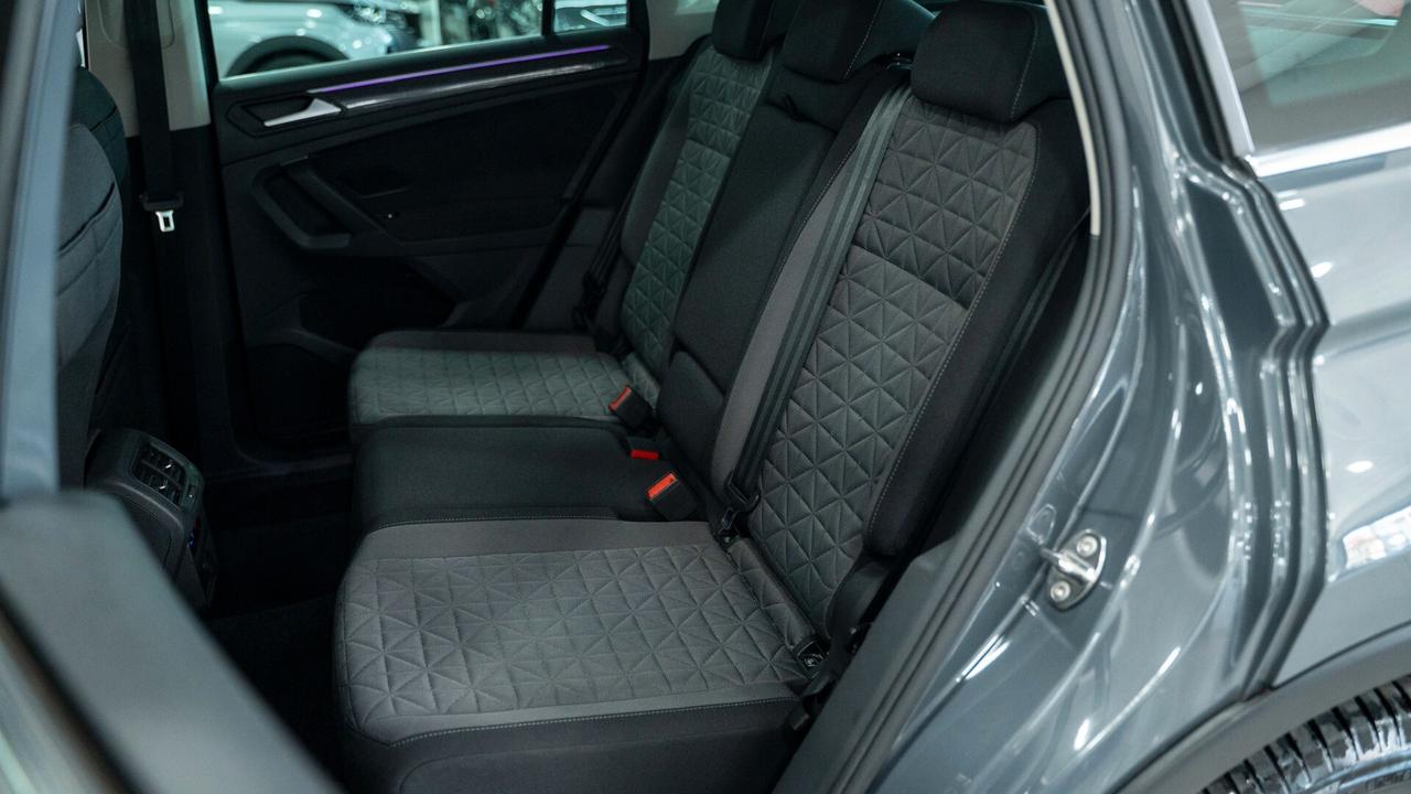Volkswagen Tiguan 2.0 TDI LIFE DSG 150 CV PACK LUCI CARPLAY LED FULL OPTIONAL