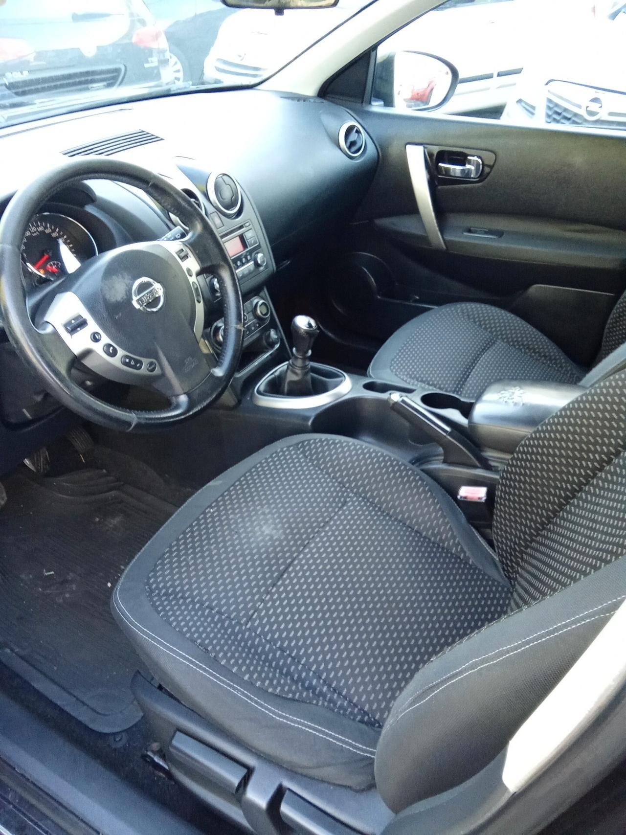 Nissan Qashqai 1.5 dCi DPF 011