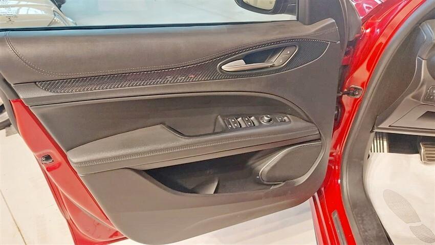 Alfa Romeo Stelvio 2.9 Bi-Turbo V6 510 CV AT8 Quadrifoglio