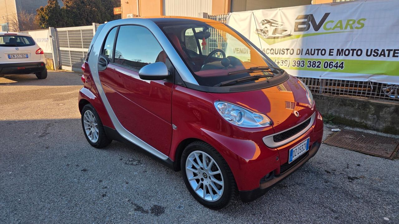 Smart ForTwo 1000 52 kW MHD coupé passion
