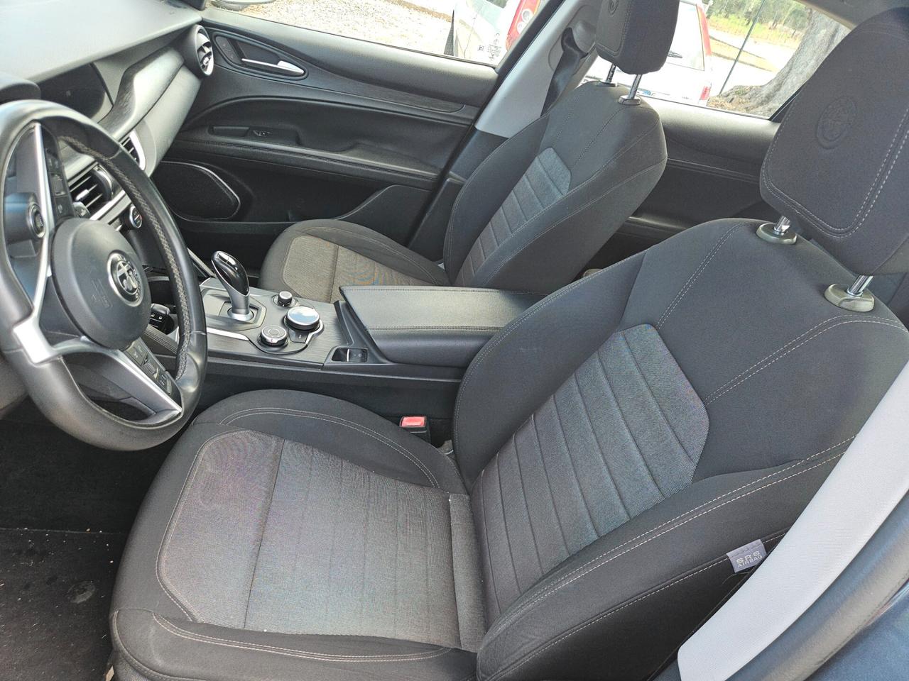 Alfa Romeo Stelvio 2.2 Turbodiesel 210 CV AT8 Q4 Executive