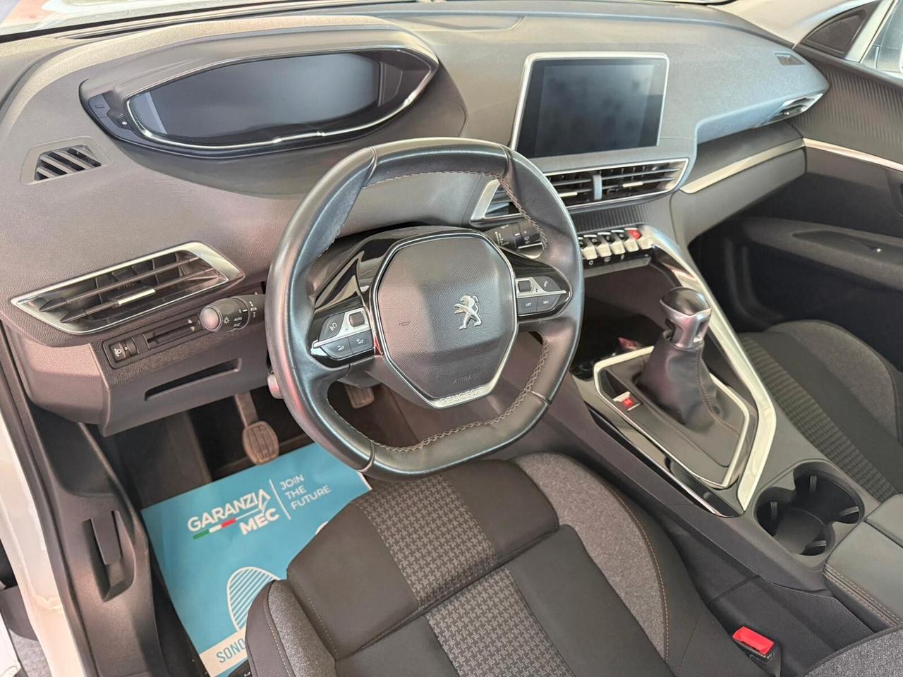 Peugeot 3008 BlueHDi 130 S&S Business