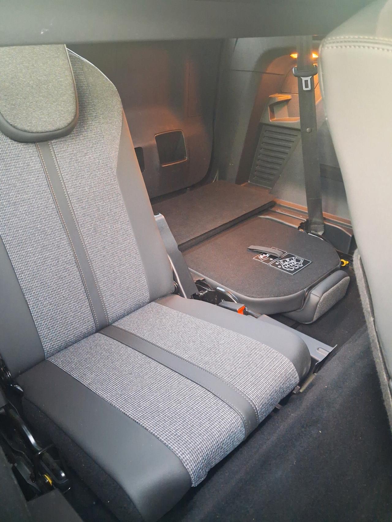 Peugeot 5008 BlueHDi 130 S&S Allure
