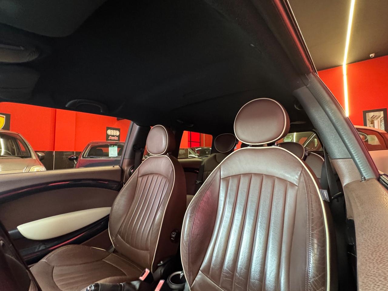Mini Cooper D Clubman Mini 1.6 16V interni cartier