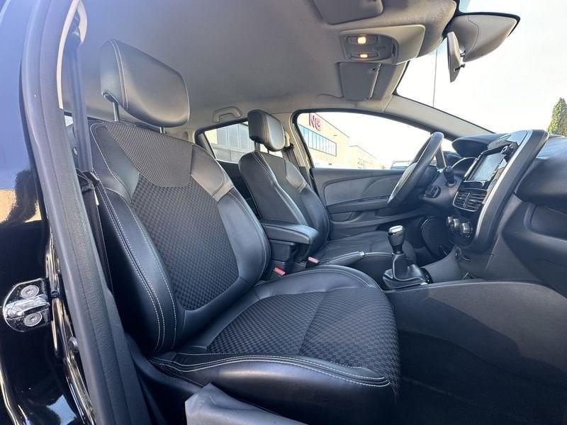Renault Clio Clio 1.5 blue dci Moschino 90 cv
