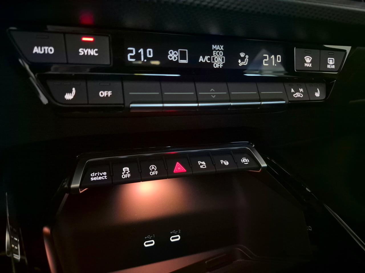 Audi A3 RS3 SPB SCARICHI TETTO MATRIX CARBONIO SONOS PELLE ACC PINZE ROSSE C19 280KM/H