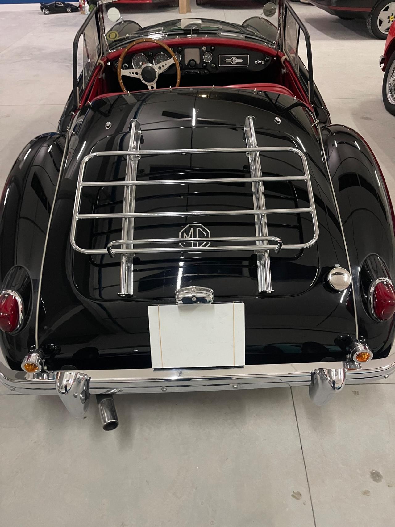 Mg MGA