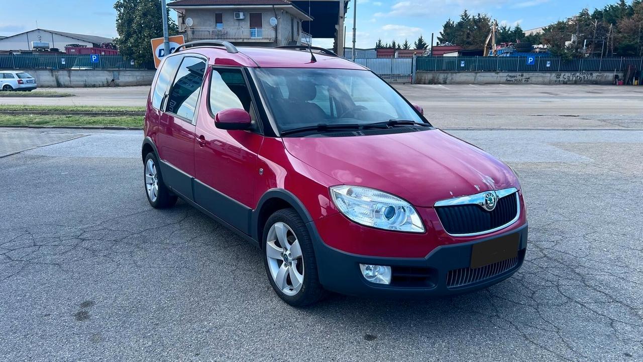 Skoda Roomster 1.4 16V Scout GPLine