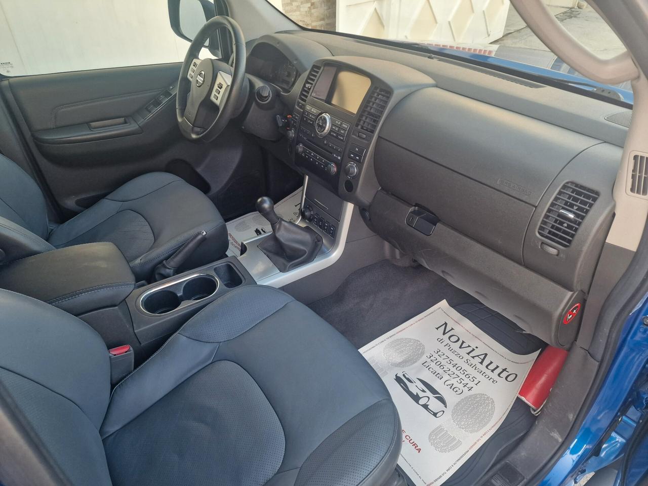 Nissan Navara 2.5 dCi 190CV