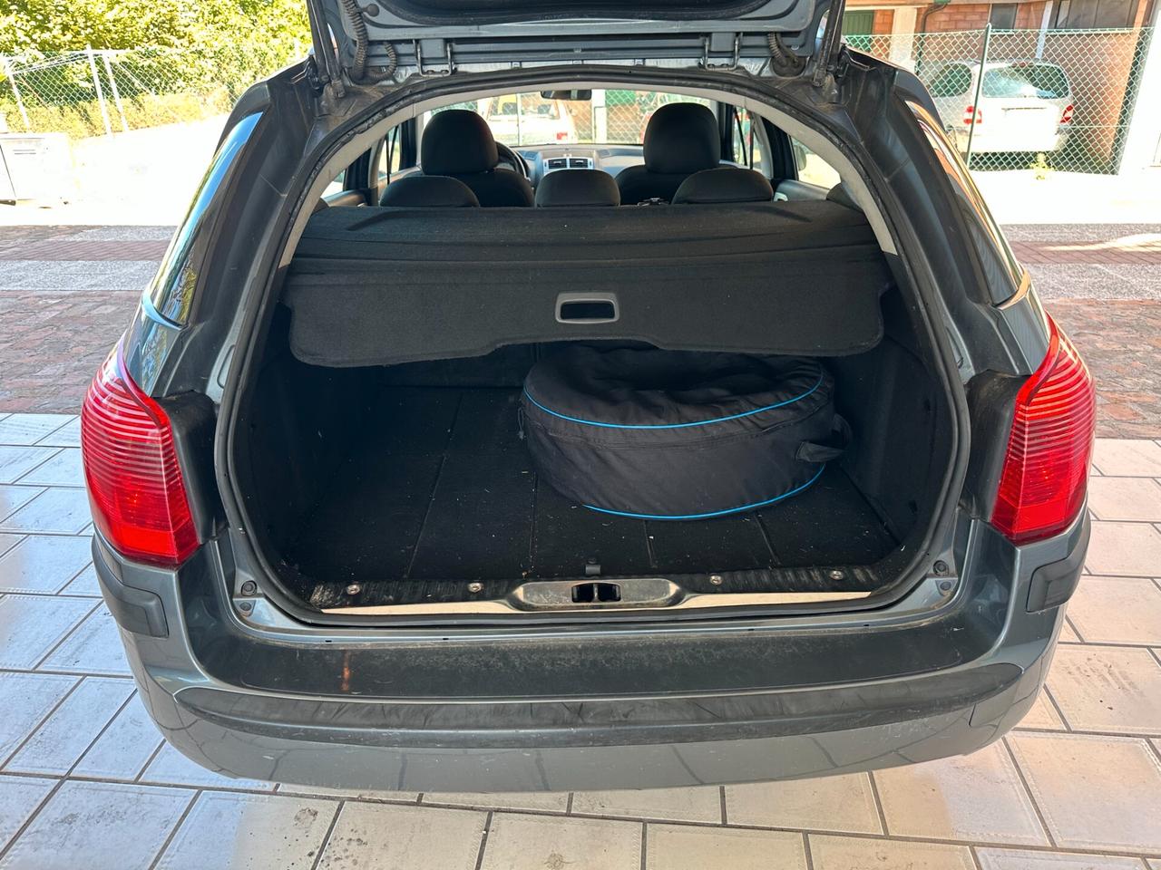 Peugeot 407 SW 1.8 GPL (12 RATE)