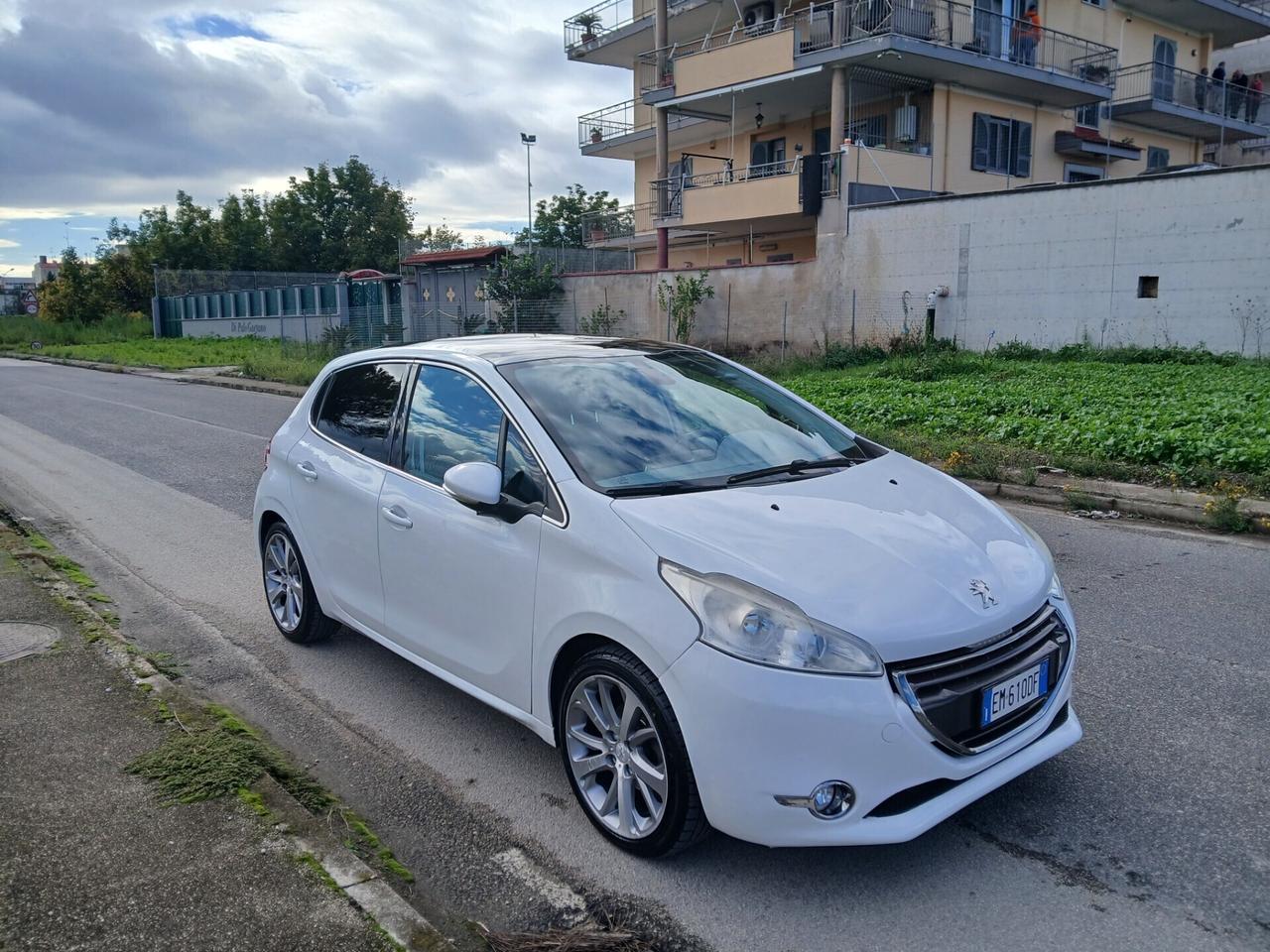 208 1.6 e-HDi 115 CV 5 porte Allure NuovA