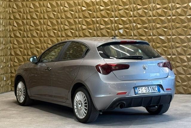 Alfa Romeo Giulietta 1.6 JTDm TCT 120 CV Sport