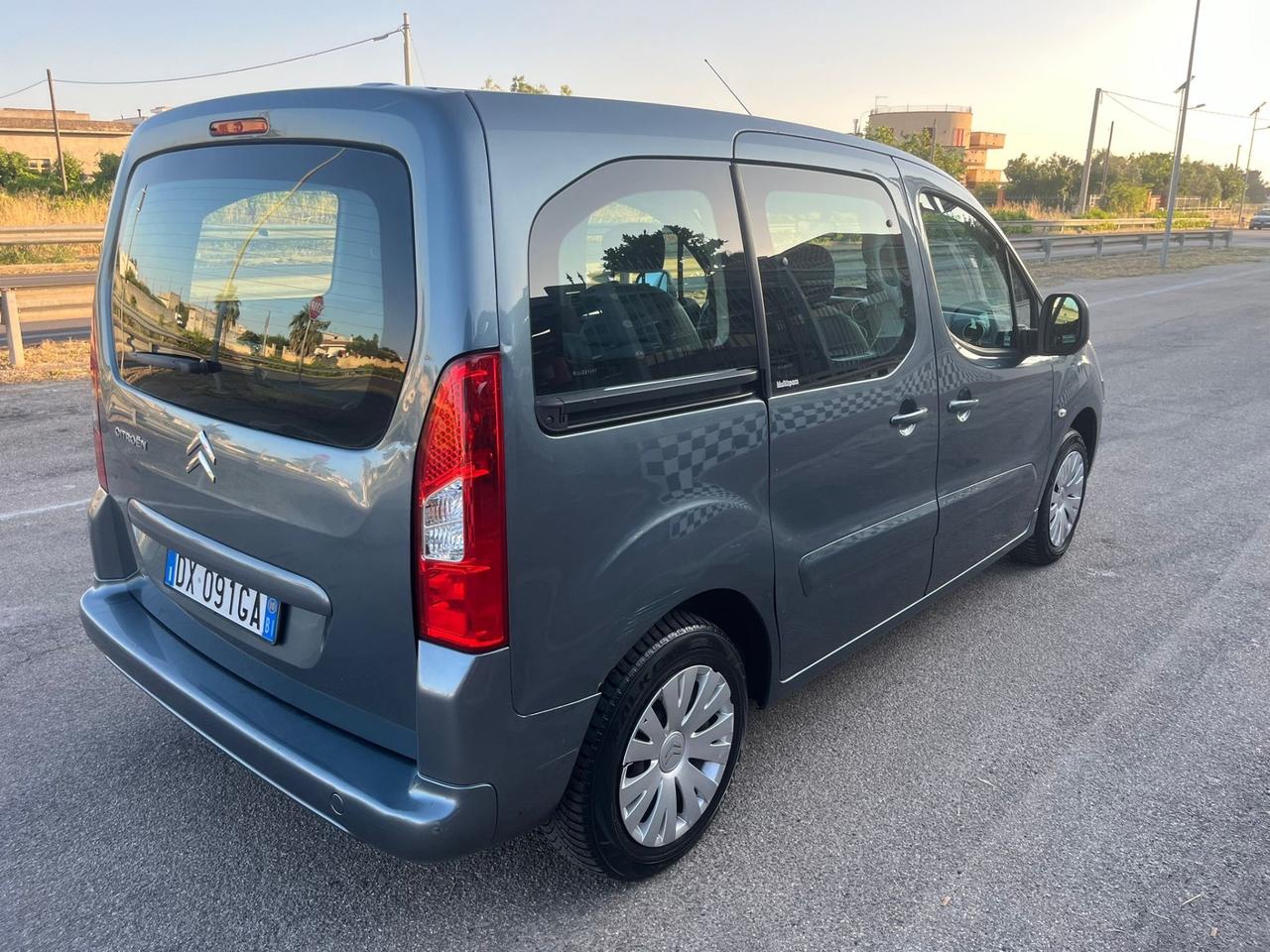 Citroen Berlingo 1.6 HDi 90CV Multispace Unipro 2010