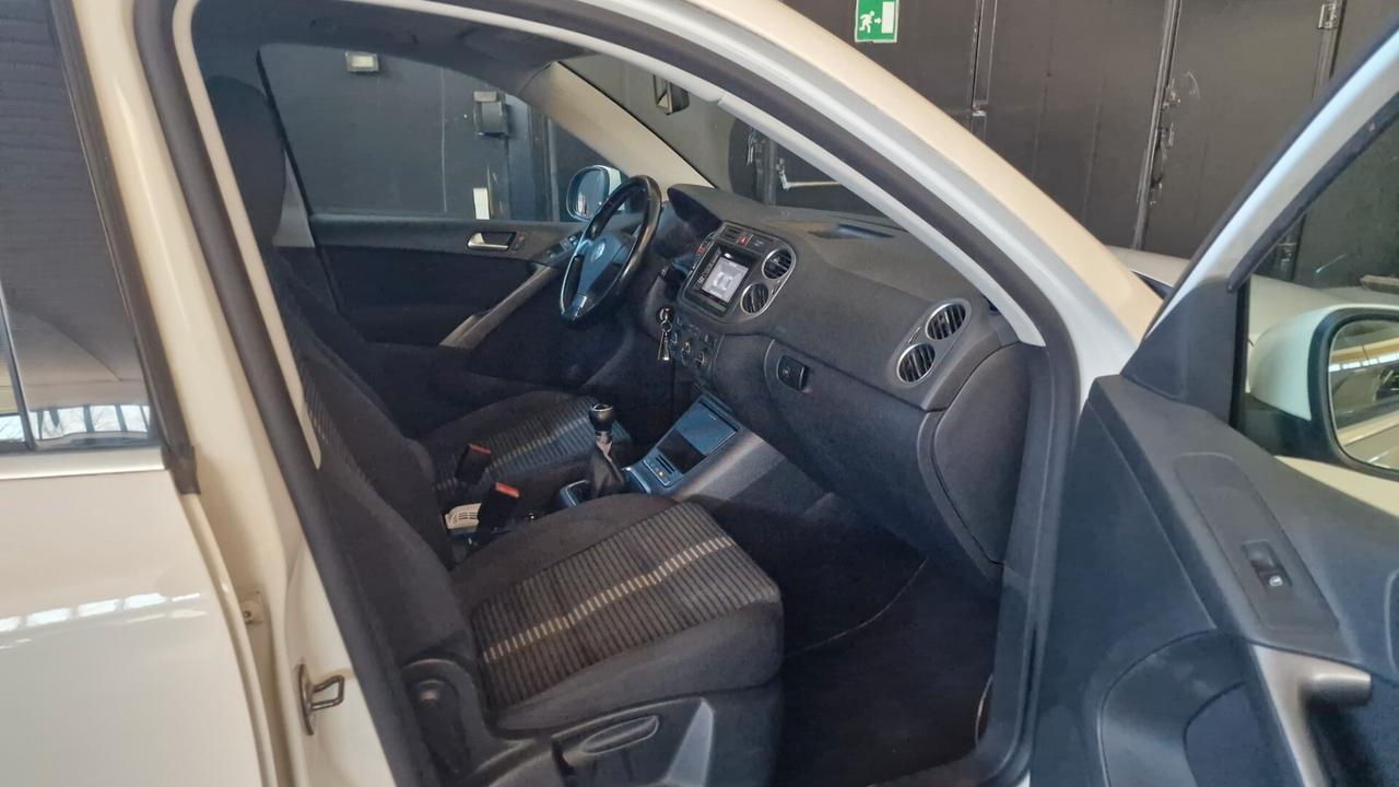 Volkswagen Tiguan 2.0 TDI DPF 4MOTION Sport & Style