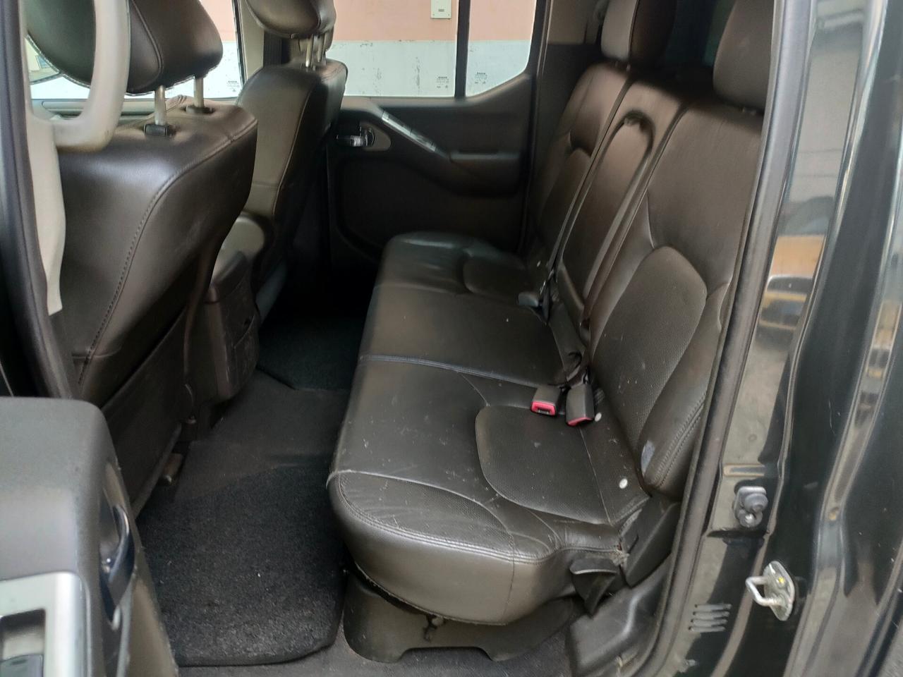 Nissan Navara 2.5 dCi 4p Double Cab LE