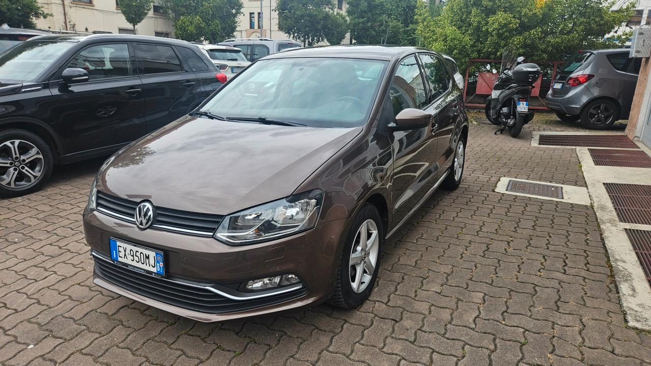 Volkswagen Polo 5p 1.4 tdi 90cv dsg NAVY-SED.RISC.