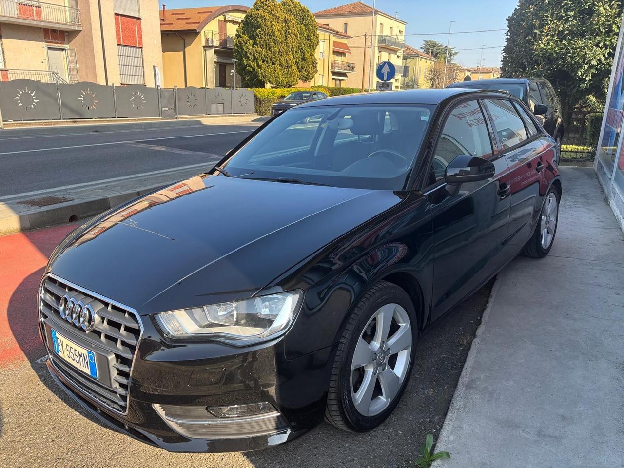 Audi A3 SPB 1.6 TDI clean diesel Ambition