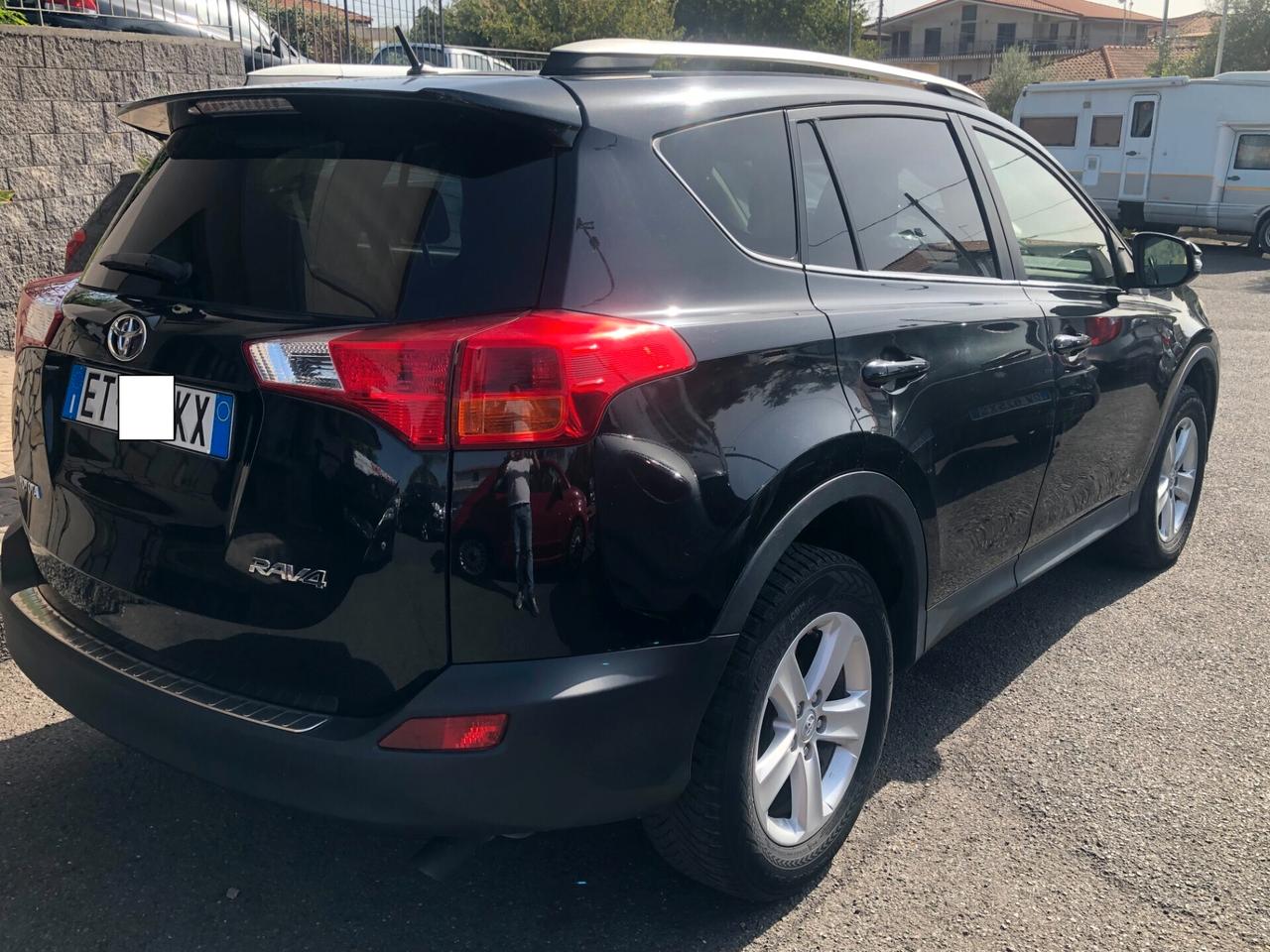 Toyota RAV4 2.2 D-4D Style - 2014