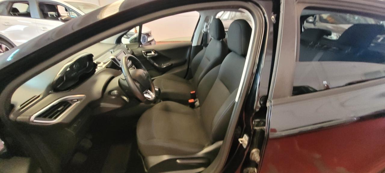 Peugeot 208 BlueHDi 100 S&S 5 porte Signature