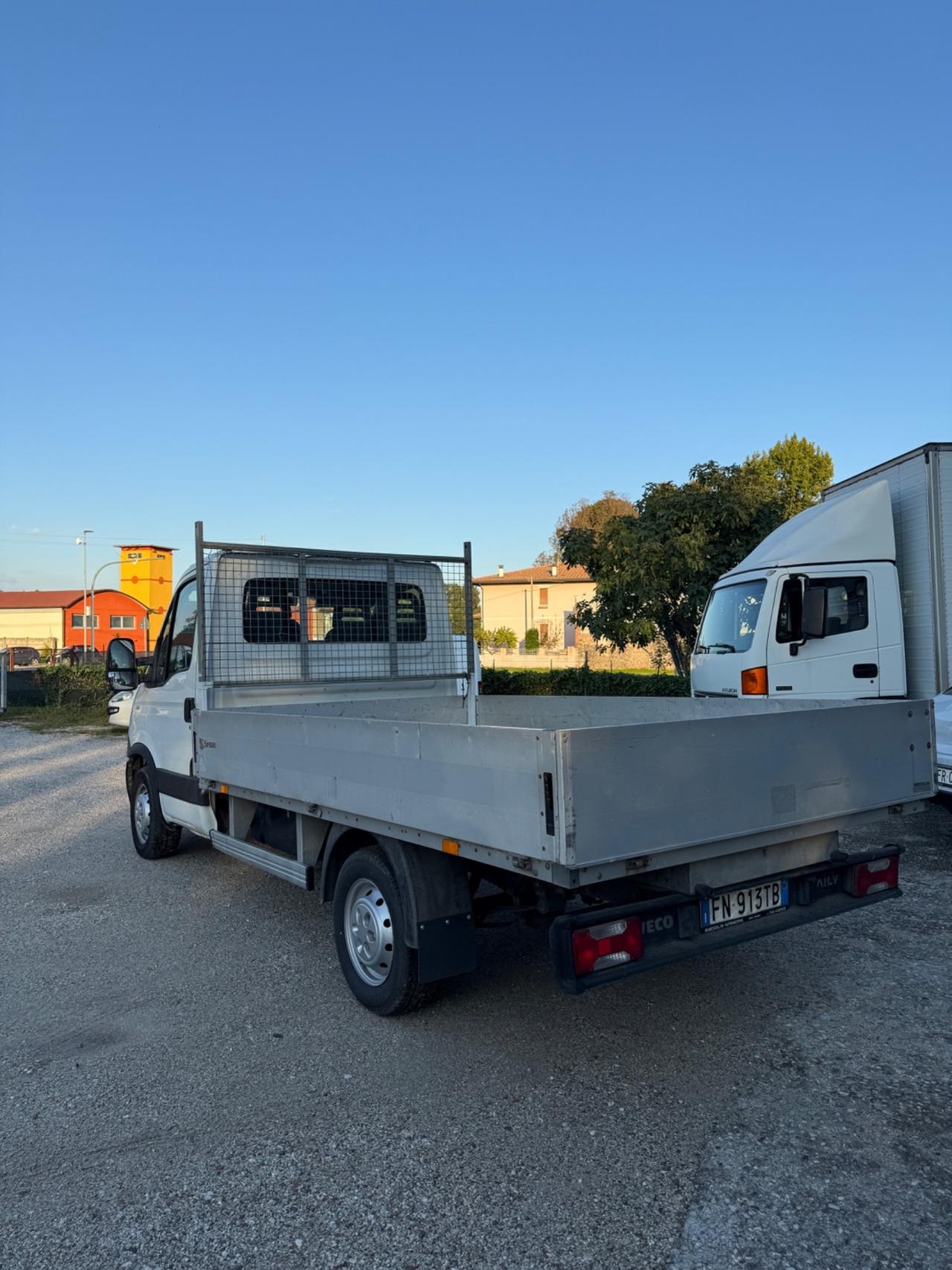 Iveco daily cassone fisso aperto