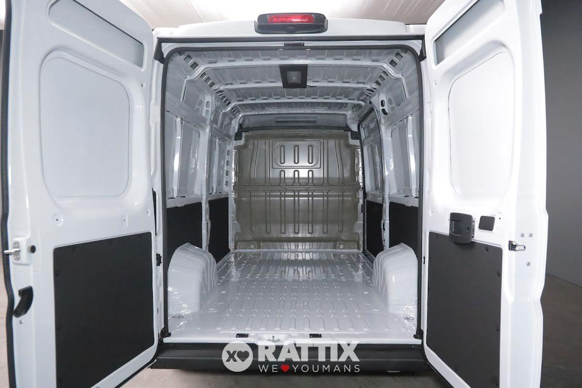 Peugeot Boxer 2.2 BlueHDI 140CV L2H2 (IVA ESCLUSA)