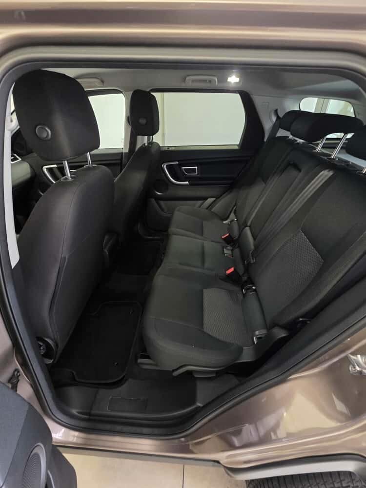 Land Rover Discovery Sport HSE Luxury StileMotori