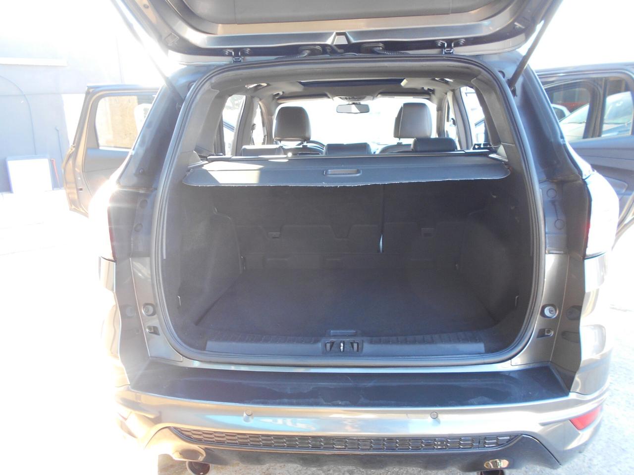 Ford Kuga 2.0 TDCI 180 CV S&S 4WD Powershift ST-Line Business