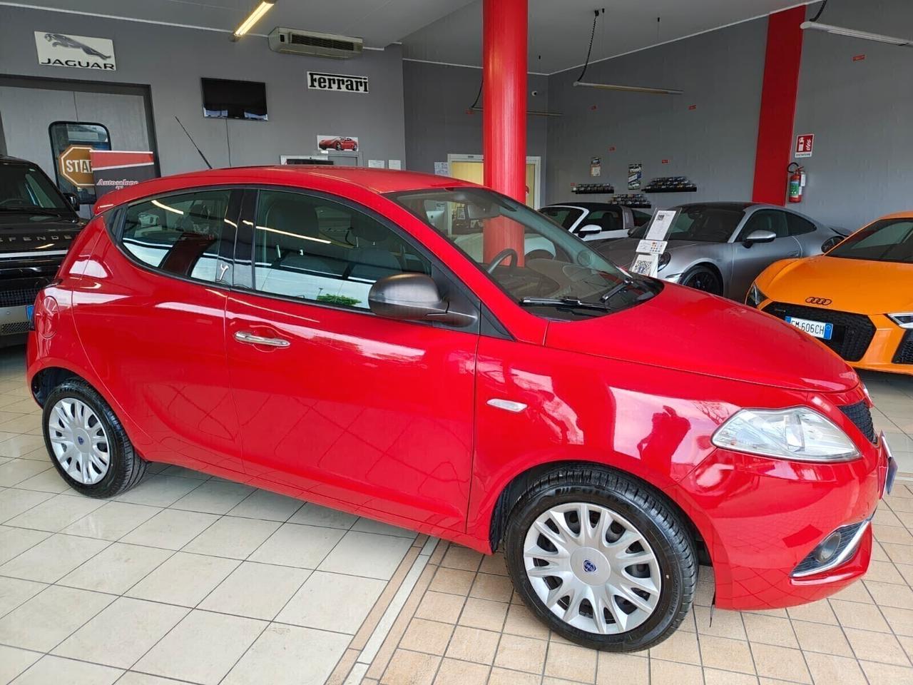 Lancia Ypsilon 1.3 MJT 16V 80 CV 5 porte S&S Platinum