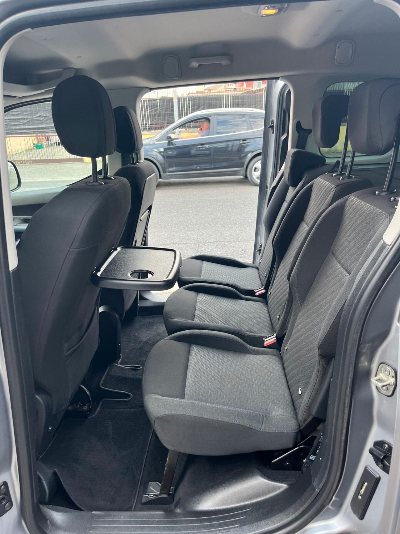 Peugeot Rifter BlueHDi 130 S&S EAT8 GT Line Standard