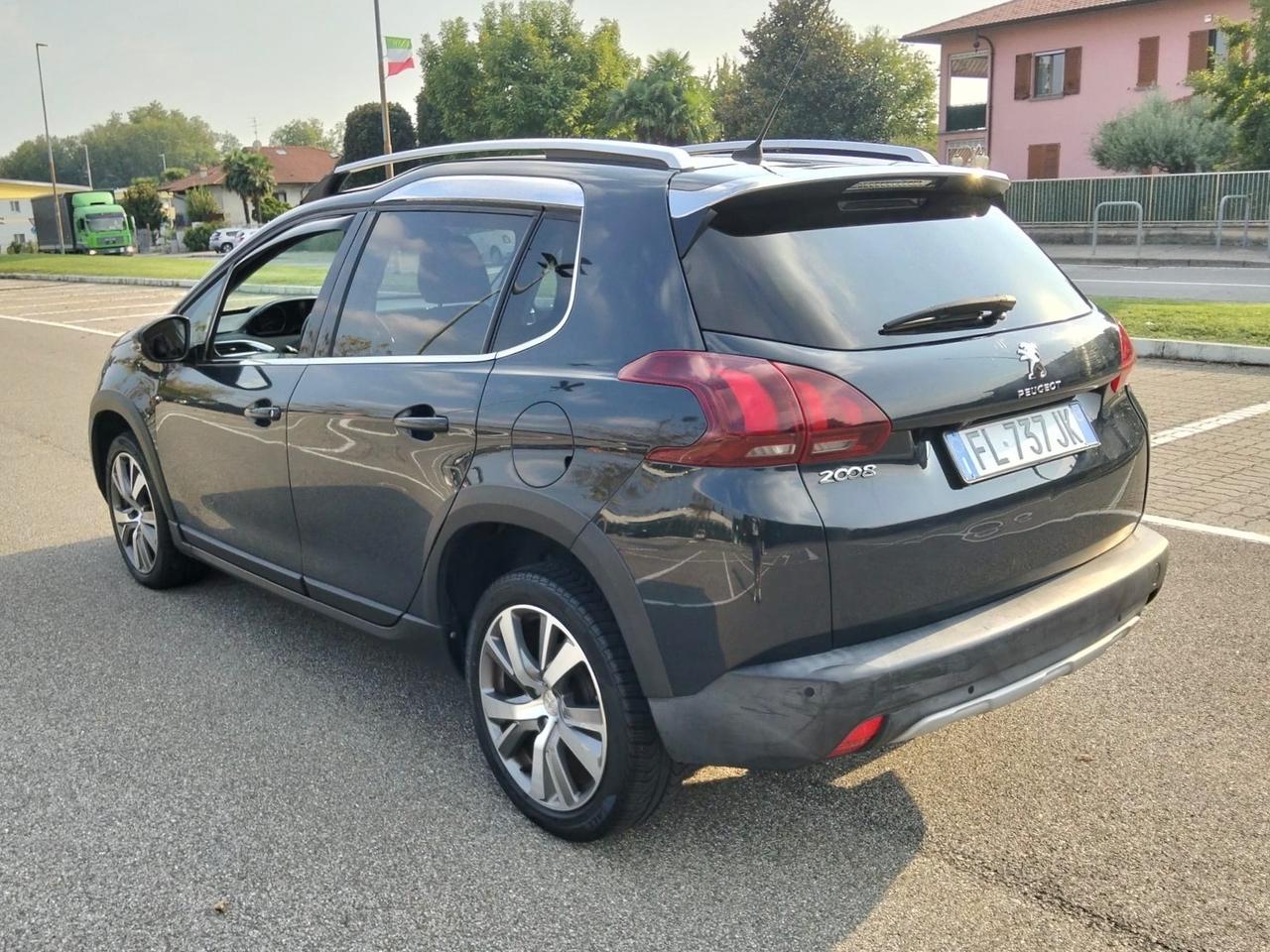 Peugeot 2008 BlueHDi 100 GT Line*Navi*Camera*Pelle*Euro6