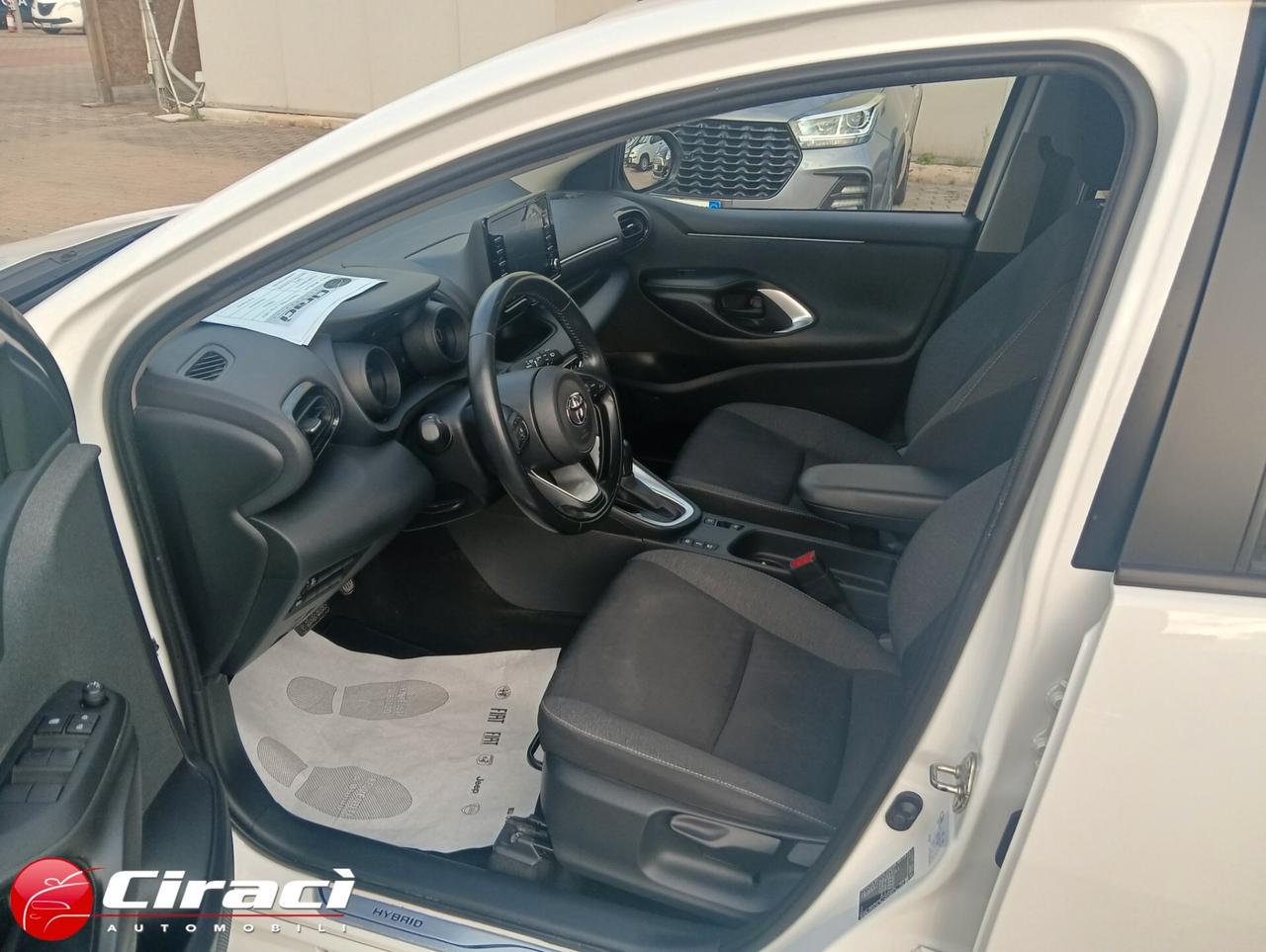 Toyota Yaris 1.5 Hybrid 5 porte Trend